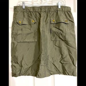 Banana Republic silky cargo skirt NWOT